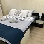 Luxury فيلة