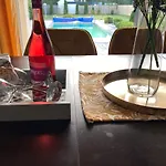 Luxury فيلة *