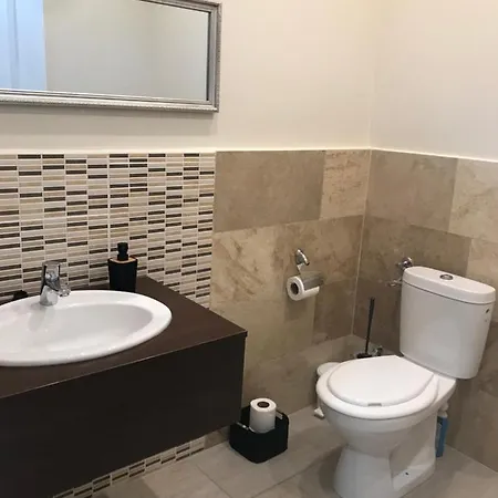 Luxury * Zamárdi